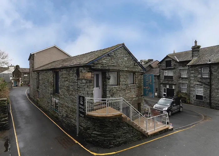 The Sorting Office - Spacious Modern Home With Parking In Central Ambleside